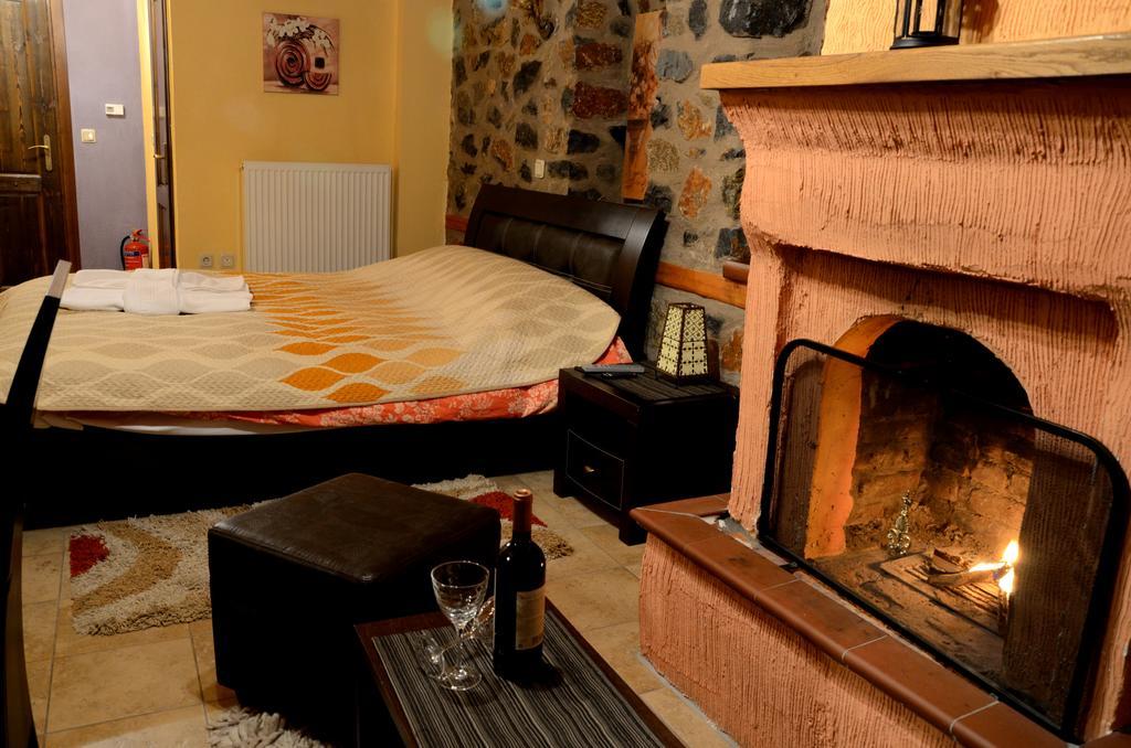 To Spitiko Hotell Palaiós Ájos Athanásios Rom bilde